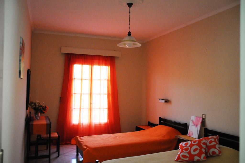 Appartement Vicky'S Garden à Kalamákion Extérieur photo